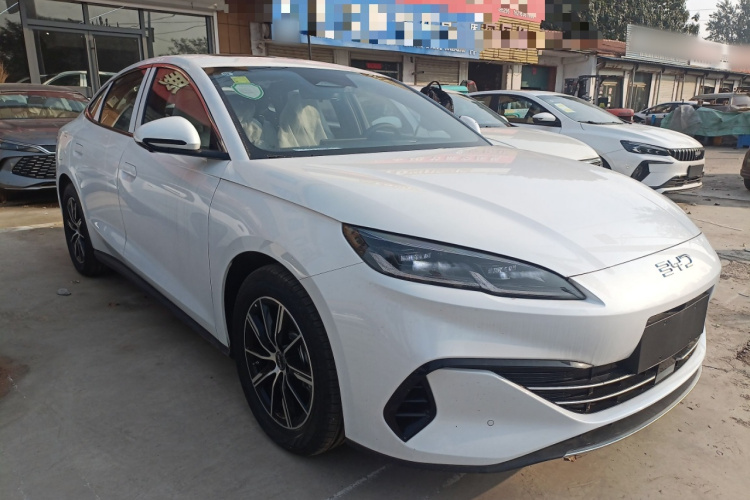 比亚迪 海豹06新能源 2024款 DM-i 120KM尊享型车身外观3