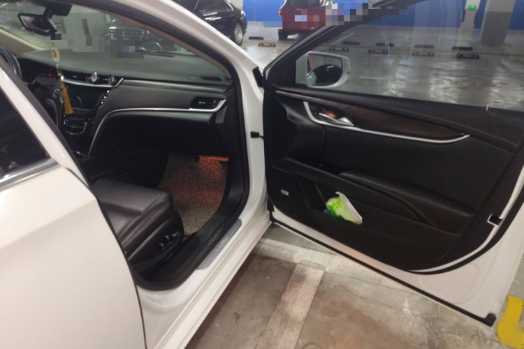 凯迪拉克XTS 2018款 28T 精英型局部细节9005