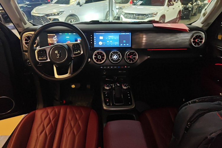 坦克300 2024款 2.0T 挑战者中控内饰12