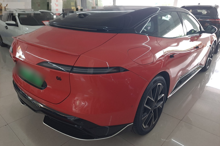 阿维塔06 2025款 Pro增程版车身外观6003