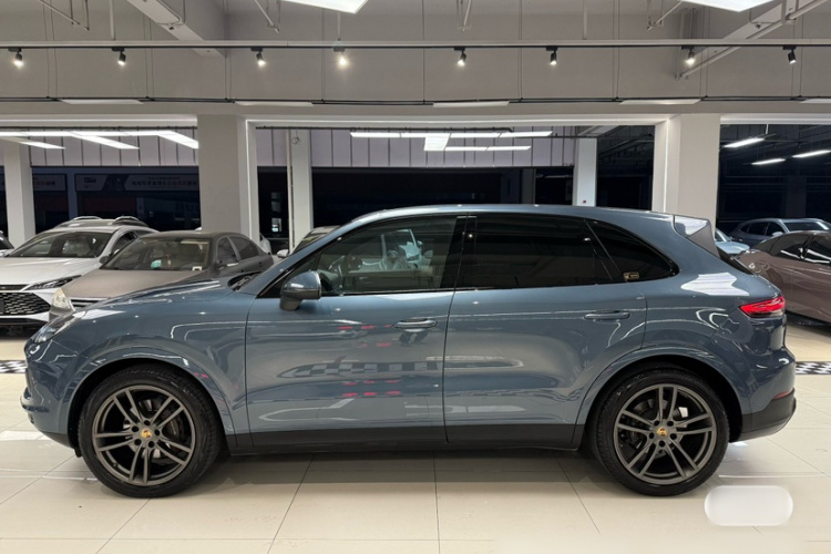 保时捷 2019款 Cayenne 3.0T车身外观6001