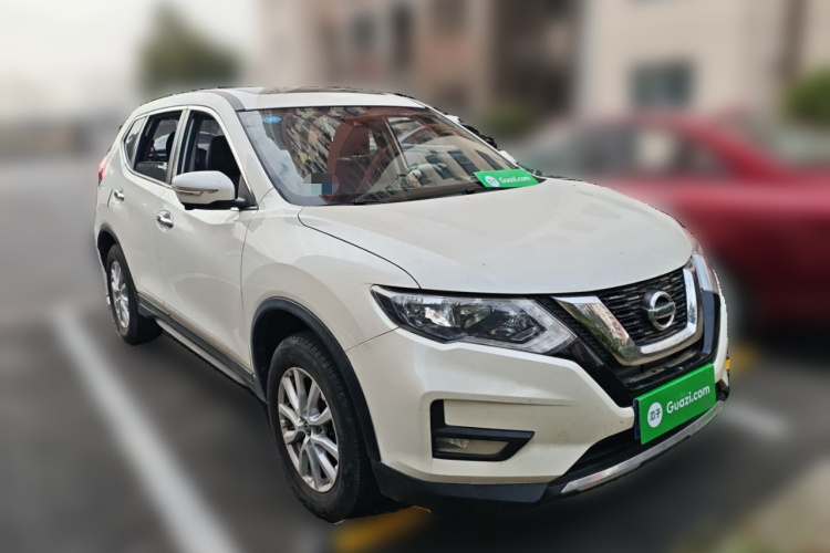 日产 奇骏 2019款 2.0L CVT智联舒适版 2WD车身外观3