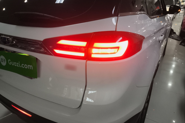 吉利汽车 博越 2018款 1.8TD 自动两驱智雅型车身外观6006