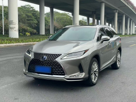 雷克萨斯RX 2020款 改款 450hL 四驱典雅版7座