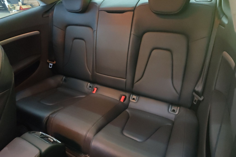 奥迪A5 2016款 Coupe 45 TFSI 舒适型中控内饰21