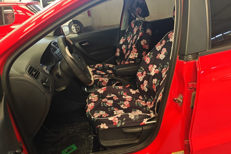 大众 Polo 2013款 1.4L 自动舒适版局部细节19