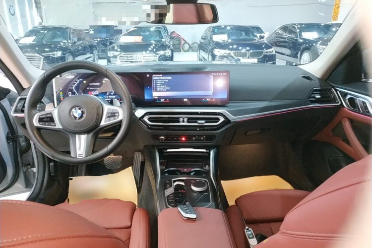 宝马4系 2023款 425i Gran Coupe M运动套装中控内饰12