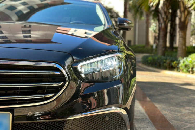 奔驰E级 2023款 改款 E 300 L 时尚型车身外观6007