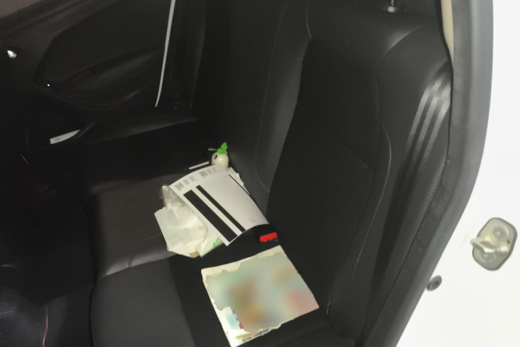 雪铁龙C3-XR 2018款 1.6L 自动先锋型中控内饰7004