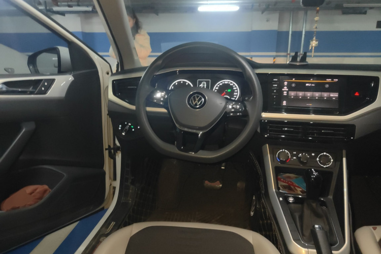 大众 Polo 2021款 Plus 1.5L 自动炫彩科技版中控内饰13