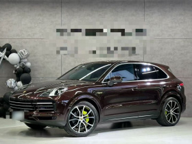 保时捷 Cayenne新能源 2022款 Cayenne E-Hybrid 2.0T 铂金版