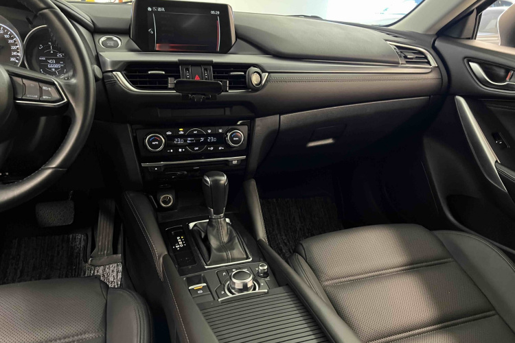 马自达 阿特兹 2018款 2.0L 智领科技版 国VI中控内饰7001