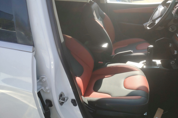 江汽集团 瑞风S2 2018款 智驱版 1.5L 手动豪华智能型局部细节41