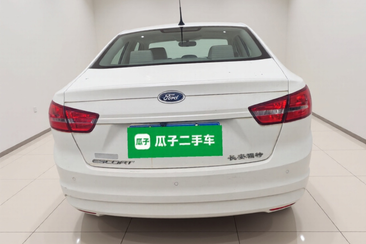 福特 福睿斯 2017款 1.5L 自动舒适型车身外观6