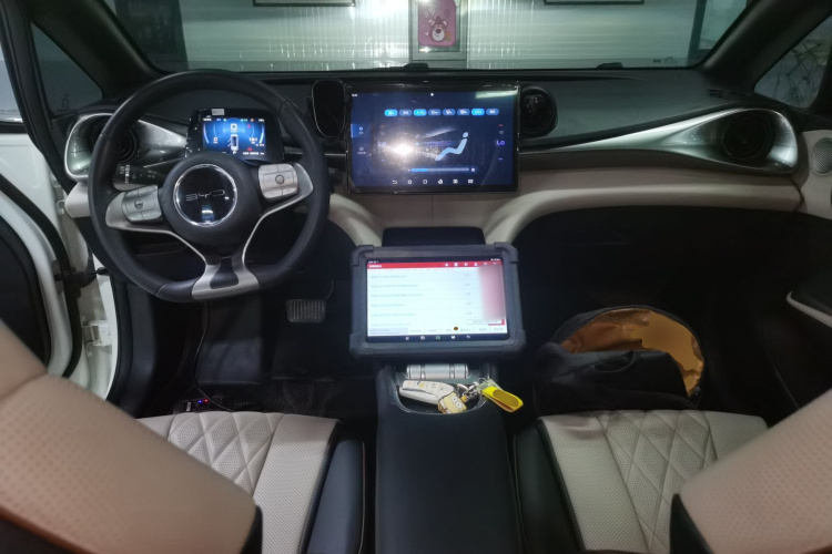 比亚迪 海豚 2021款 405km 时尚版中控内饰12