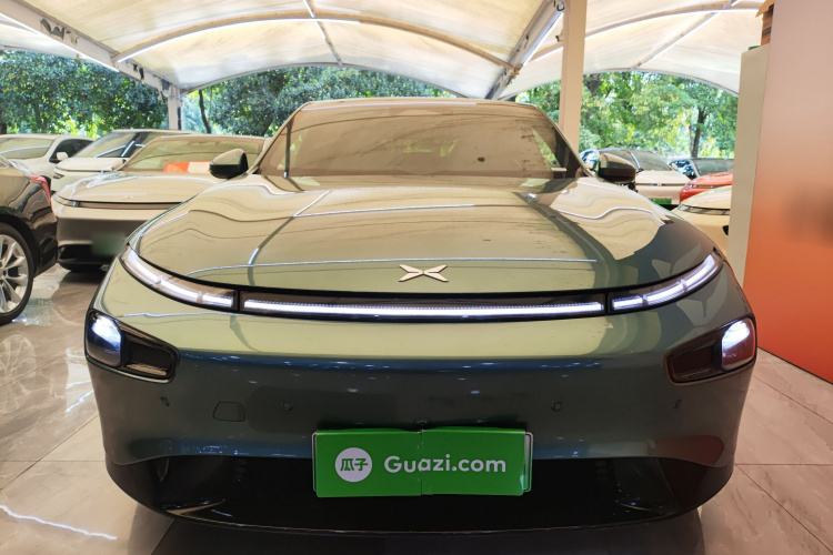 小鹏P7 2023款 P7i 702 Pro车身外观6001