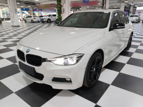 宝马3系 2019款 320i M运动曜夜版