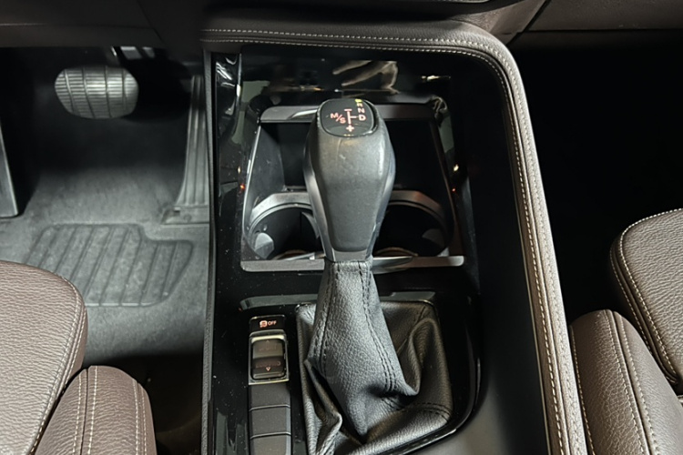 宝马X1 2018款 sDrive18Li 尊享型局部细节18