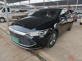 比亚迪 秦PLUS 2024款 荣耀版 DM-i 55KM领先型