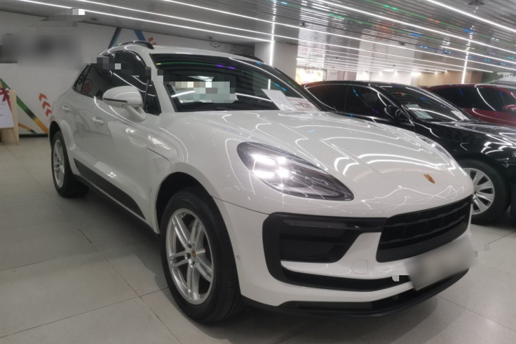 保时捷 2022款 Macan 2.0T车身外观3