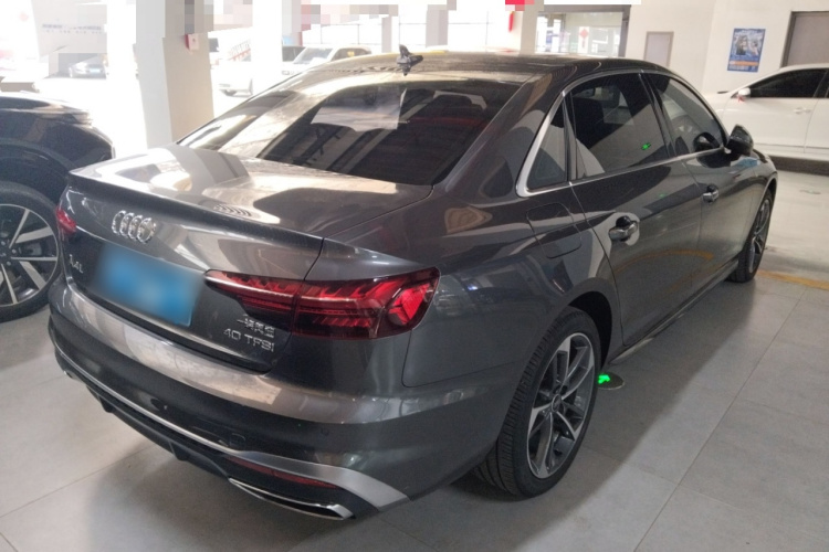 奥迪A4L 2022款 40 TFSI 时尚动感型车身外观7