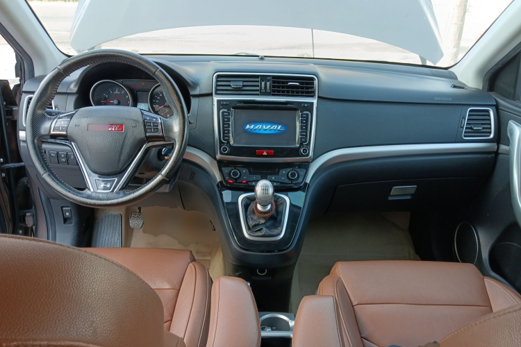 哈弗H6 2014款 运动版 1.5T 手动两驱精英型中控内饰12