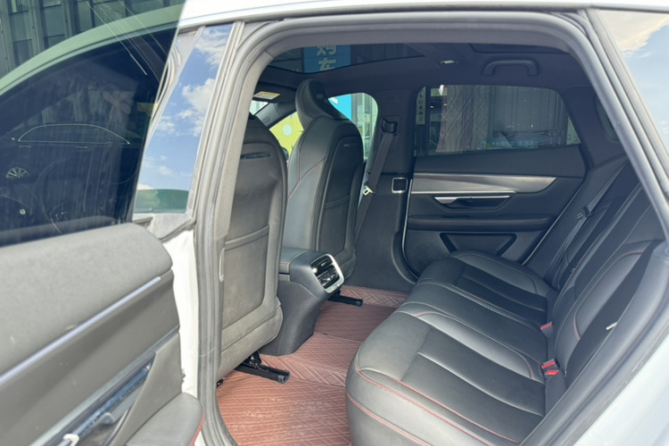 小鹏P7 2023款 P7i 702 Pro中控内饰7002