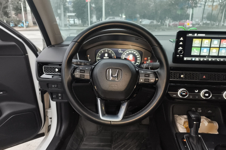 本田 型格 2023款 240TURBO CVT智享版中控内饰13