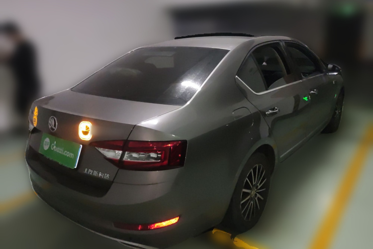 斯柯达 明锐 2019款 1.5L 自动智行豪华版 国V车身外观7