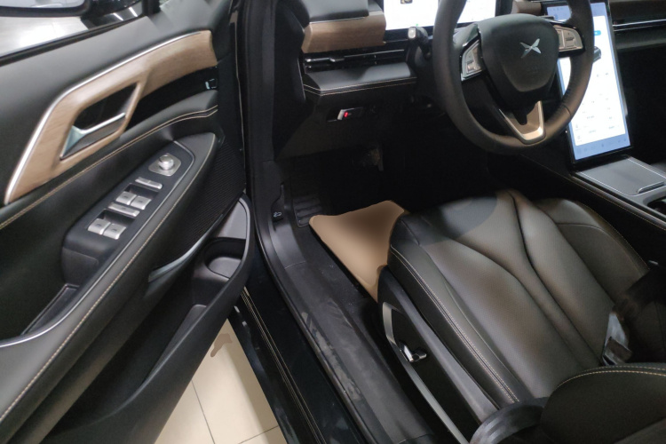 小鹏P5 2024款 500Plus版中控内饰20