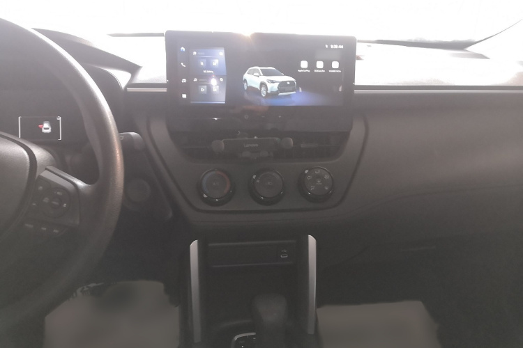 丰田 卡罗拉锐放 2023款 2.0L 先锋版局部细节16