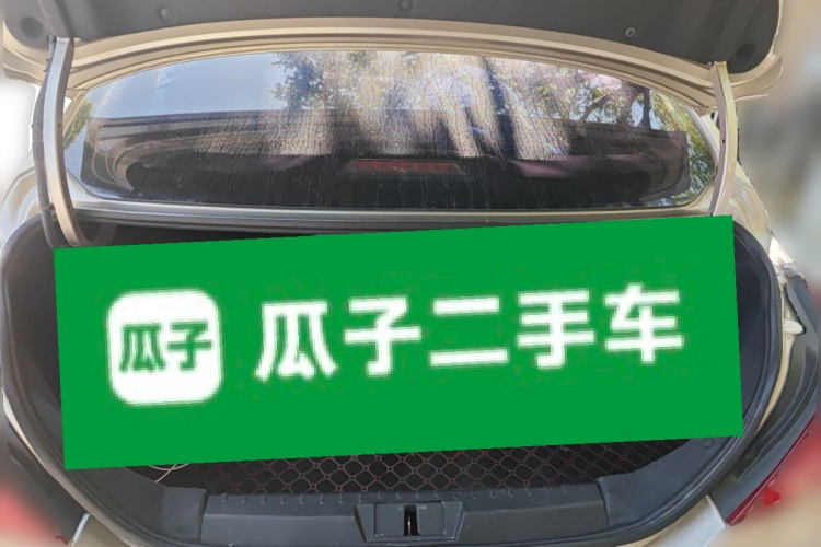 吉利汽车 帝豪 2017款 三厢百万款 1.5L 手动向上版中控内饰23