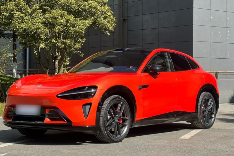 小米汽车 小米YU7 2025款 超长续航高性能四驱Max版车身外观6004