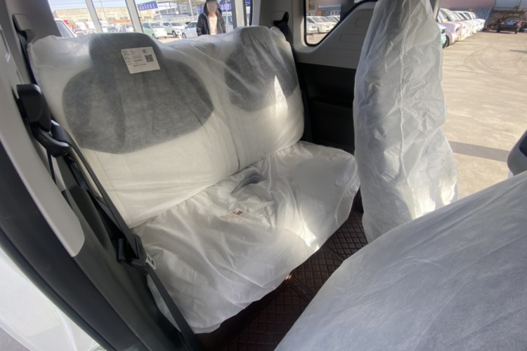 吉利银河 2024款 200km 熊猫骑士中控内饰7003