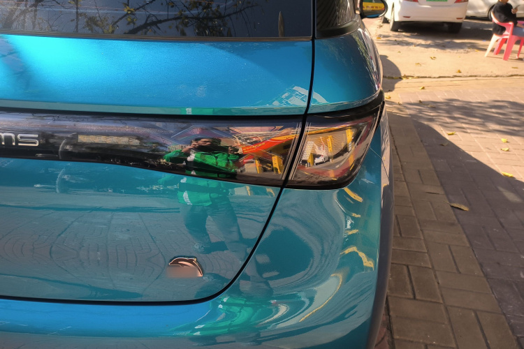 比亚迪 海豚 2021款 405km 时尚版车身外观9