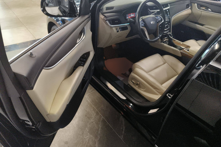 凯迪拉克XTS 2018款 28T 技术型中控内饰7003