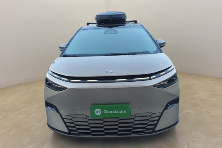 小鹏X9 2024款 702超长续航Pro车身外观2