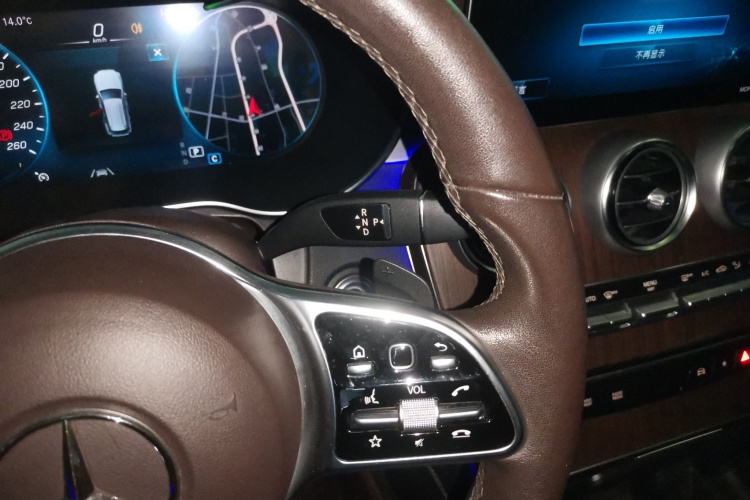 奔驰GLC 2020款 GLC 300 L 4MATIC 豪华型局部细节18