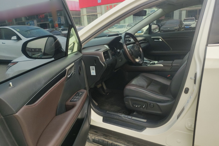 雷克萨斯RX 2016款 450h 四驱典雅版中控内饰20