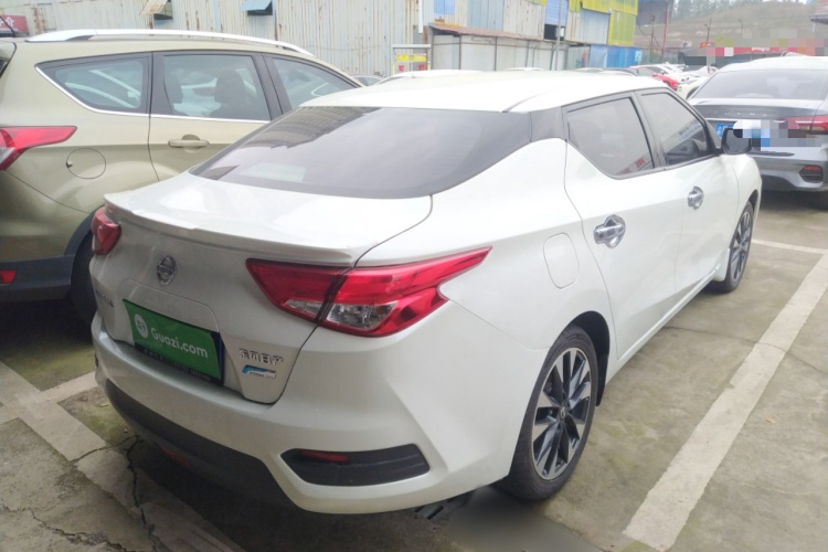 日产 蓝鸟 2016款 1.6L CVT智酷版车身外观7