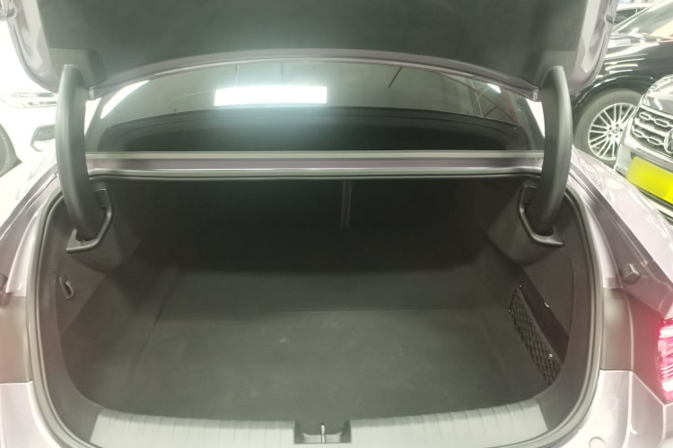 小米汽车 小米SU7 2024款 后驱标准创始版机舱底盘23