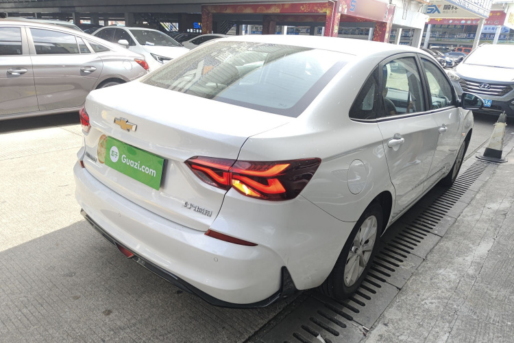 雪佛兰 科鲁泽 2024款 1.5L 双离合悦享版车身外观7