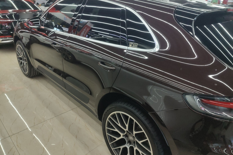 保时捷 2021款 Macan 2.0T车身外观4