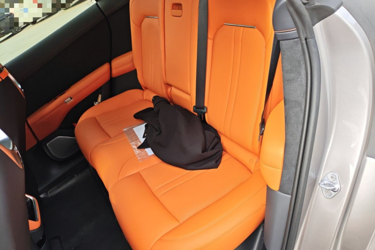 小米汽车 小米YU7 2025款 超长续航后驱版中控内饰21