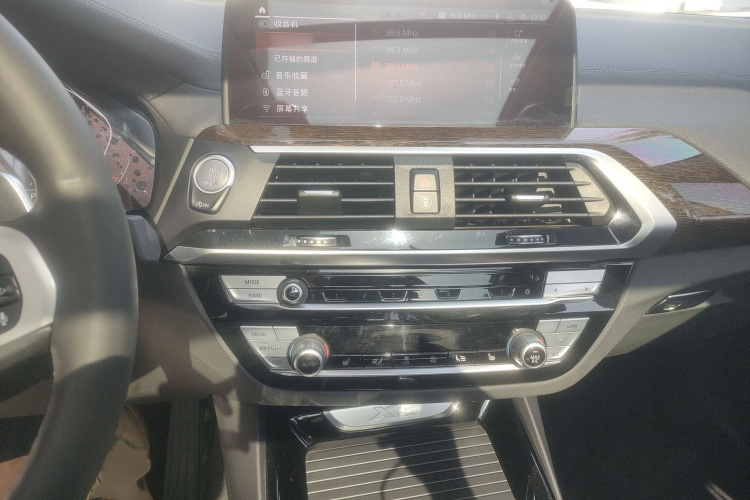 宝马X3 2020款  xDrive28i M运动套装局部细节16