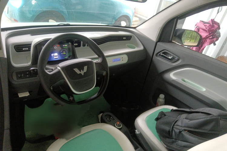 五菱汽车 宏光MINIEV 2021款 马卡龙臻享款 三元锂中控内饰7002