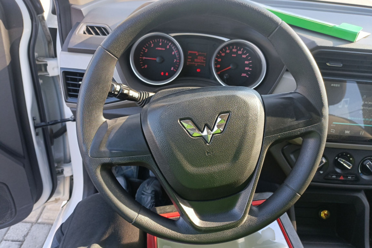 五菱汽车 五菱宏光 2019款 1.5L S标准型国VI LAR局部细节13