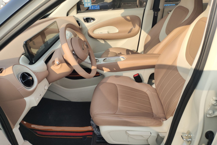 五菱汽车 五菱缤果 2025款 333km 灵犀互联款中控内饰19