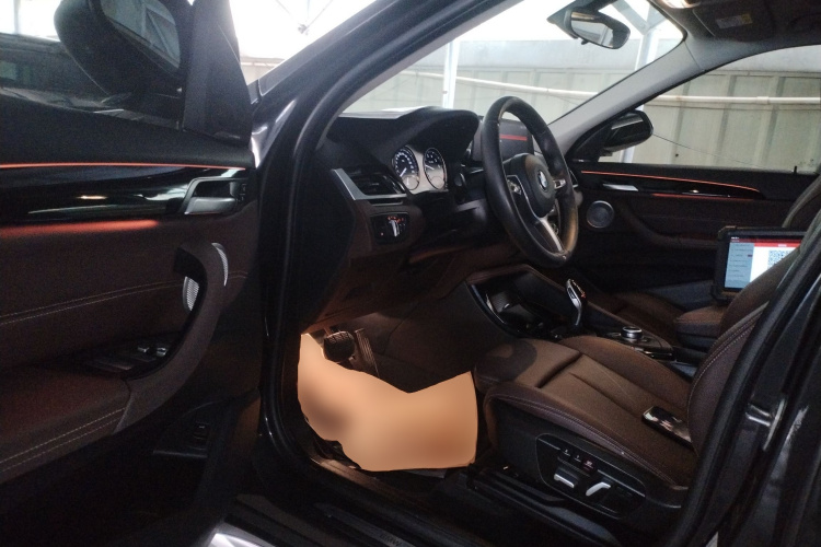 宝马X1 2021款 sDrive20Li 尊享型中控内饰7003