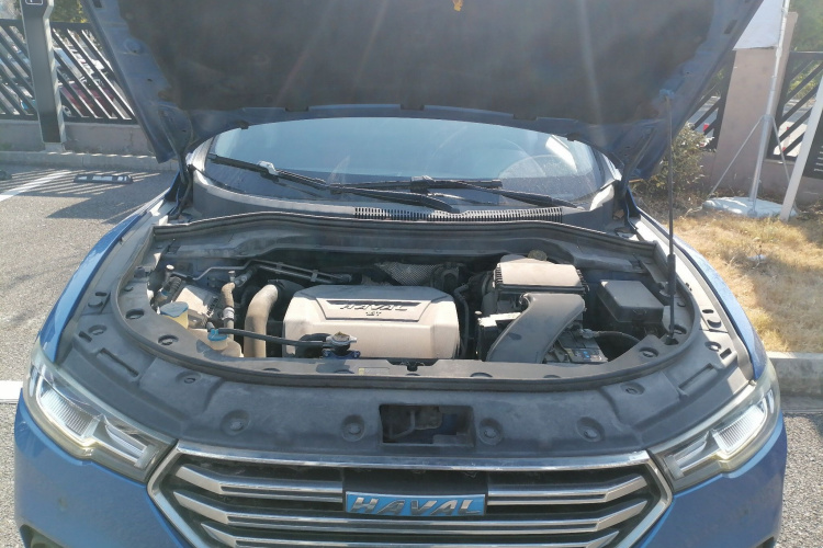 哈弗H2s 2017款 蓝标 1.5T 双离合豪华型机舱底盘24